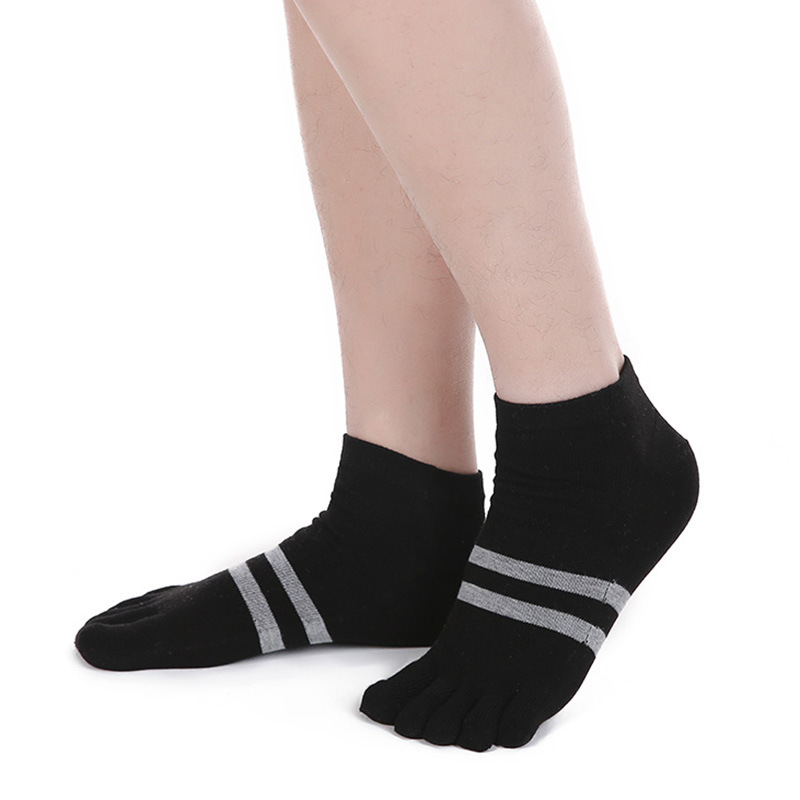 There Are Cotton Socks With Five Fingers Socks Male Anti-beriberi Cross-toe Socks Toe Socks Absorb Sweat